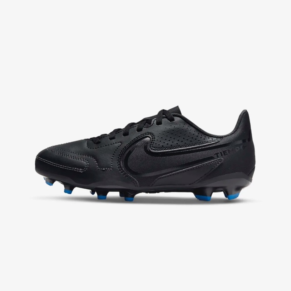 Nike cleats BRAND NEW IN BOX so 5.5 y